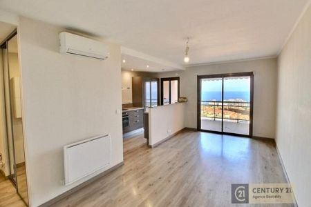 Flat - 4 rooms - 107 m² - CAP D'AIL