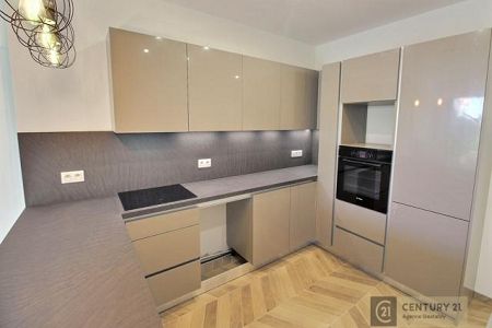 Appartement - 3 pièces - 69 m² - BEAULIEU SUR MER