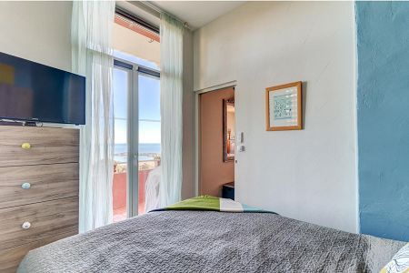 Flat - 3 rooms - 61 m² - Villefranche-sur-mer - IMG_3230_32_36_37_38_39_40.JPG