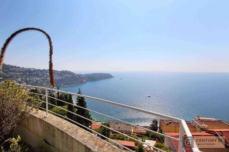 Flat - 3 rooms - 114 m² - Roquebrune Cap Martin