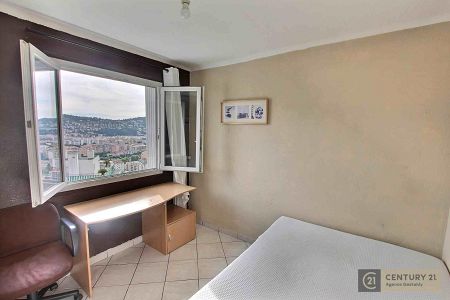 Flat - 4 rooms - 67 m² - NICE