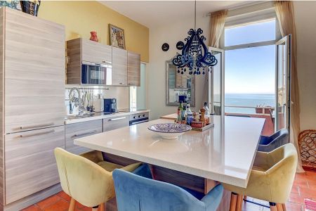 Appartement - 3 pièces - 63 m² - Villefranche-Sur-Mer