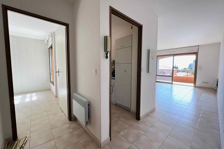 Flat - 2 rooms - 48 m² - Eze