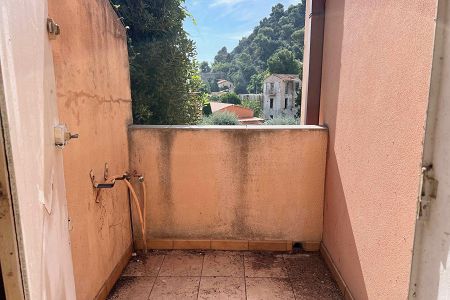 Flat - 2 rooms - 48 m² - Eze