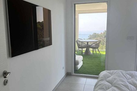 Flat - 3 rooms - 82 m² - EZE