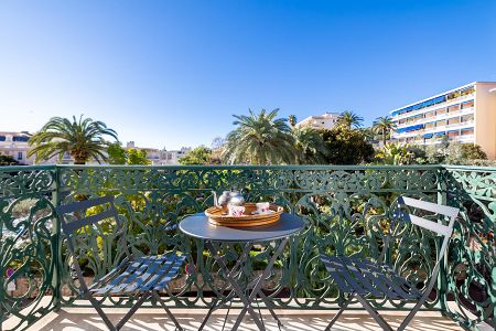 Flat - 5 rooms - 147 m² - Beaulieu-Sur-Mer