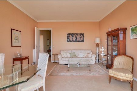 Flat - 3 rooms - 79 m² - Beaulieu-Sur-Mer