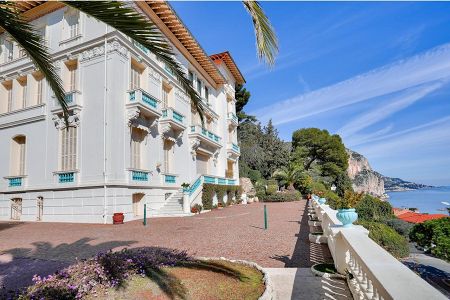 Flat - 3 rooms - 79 m² - Beaulieu-Sur-Mer