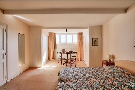 Flat - 3 rooms - 79 m² - Beaulieu-Sur-Mer