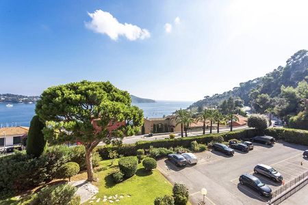 Flat - 3 rooms - 73 m² - Villefranche-Sur-Mer